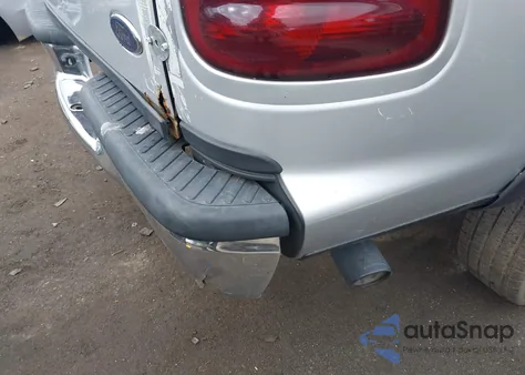 2003 Ford F150 Lariat/Xlt from USA, damaged, VIN 1FTRW08L63KA67439